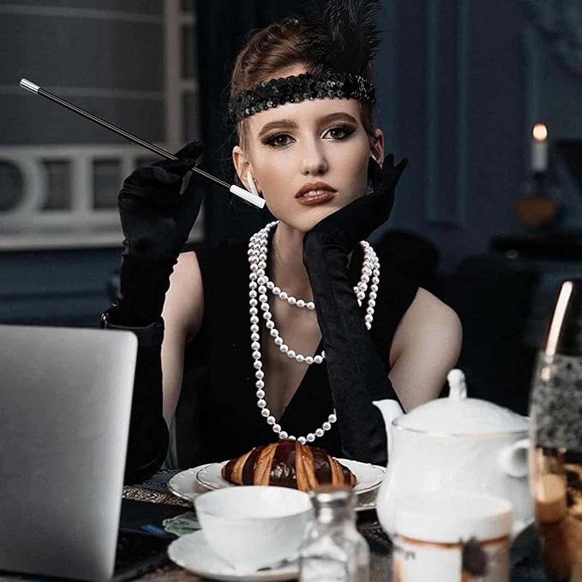 192039ler Gatsby Aksesuar Seti – Siyah Charleston Saç Bandı, Uzun Eldiven Lık 192039ler Gatsby Aksesuar Seti – Siyah Charleston Saç Bandı, Uzun Eldiven Lık