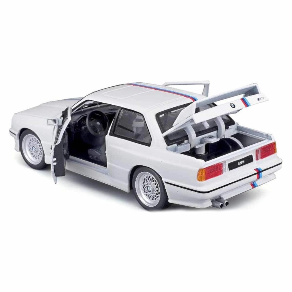BFS 21100 Burago 1:24 BMW M3 1988 Model Araba BFS 21100 Burago 1:24 BMW M3 1988 Model Araba