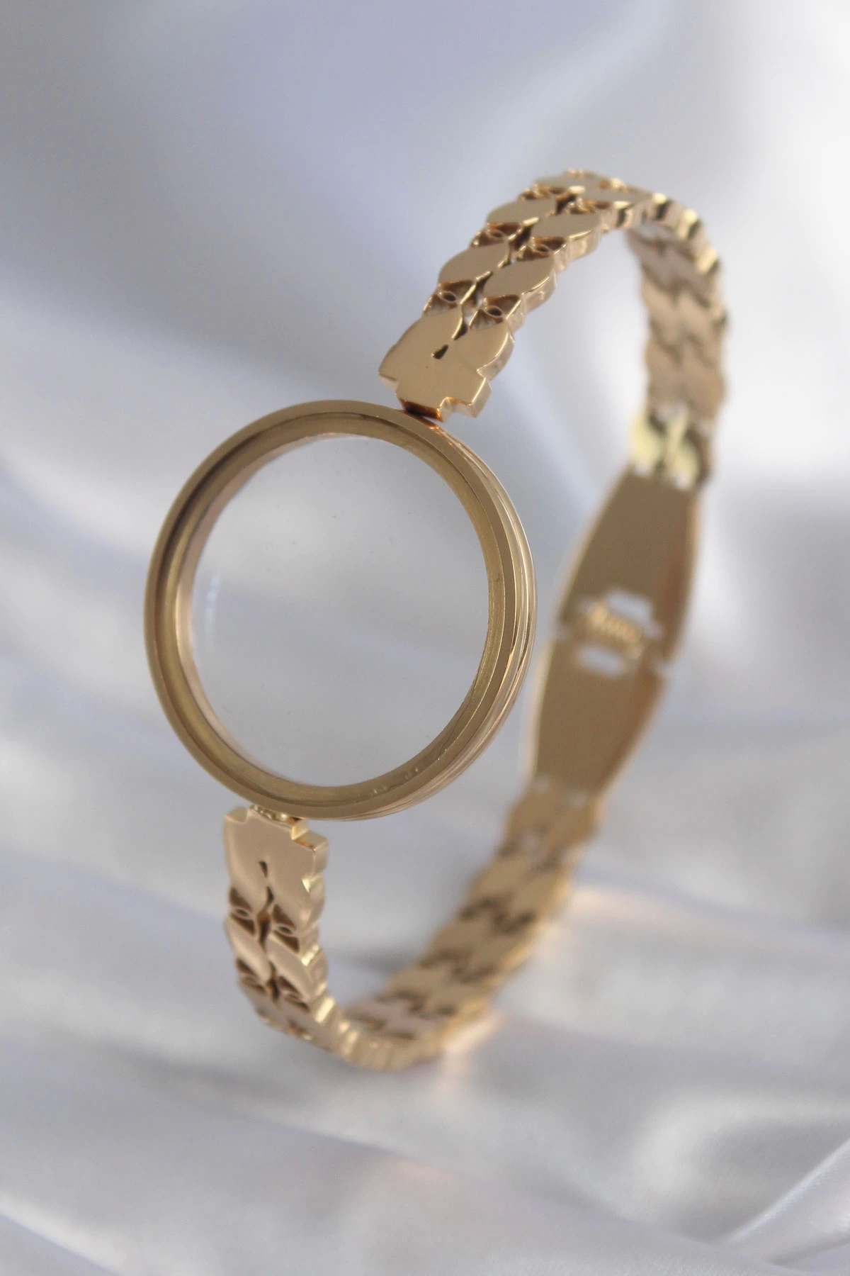 BFS 316L Çelik Gold Renk Arpa İşleme Açılabilir Fanus Model Kadın Kelepçe