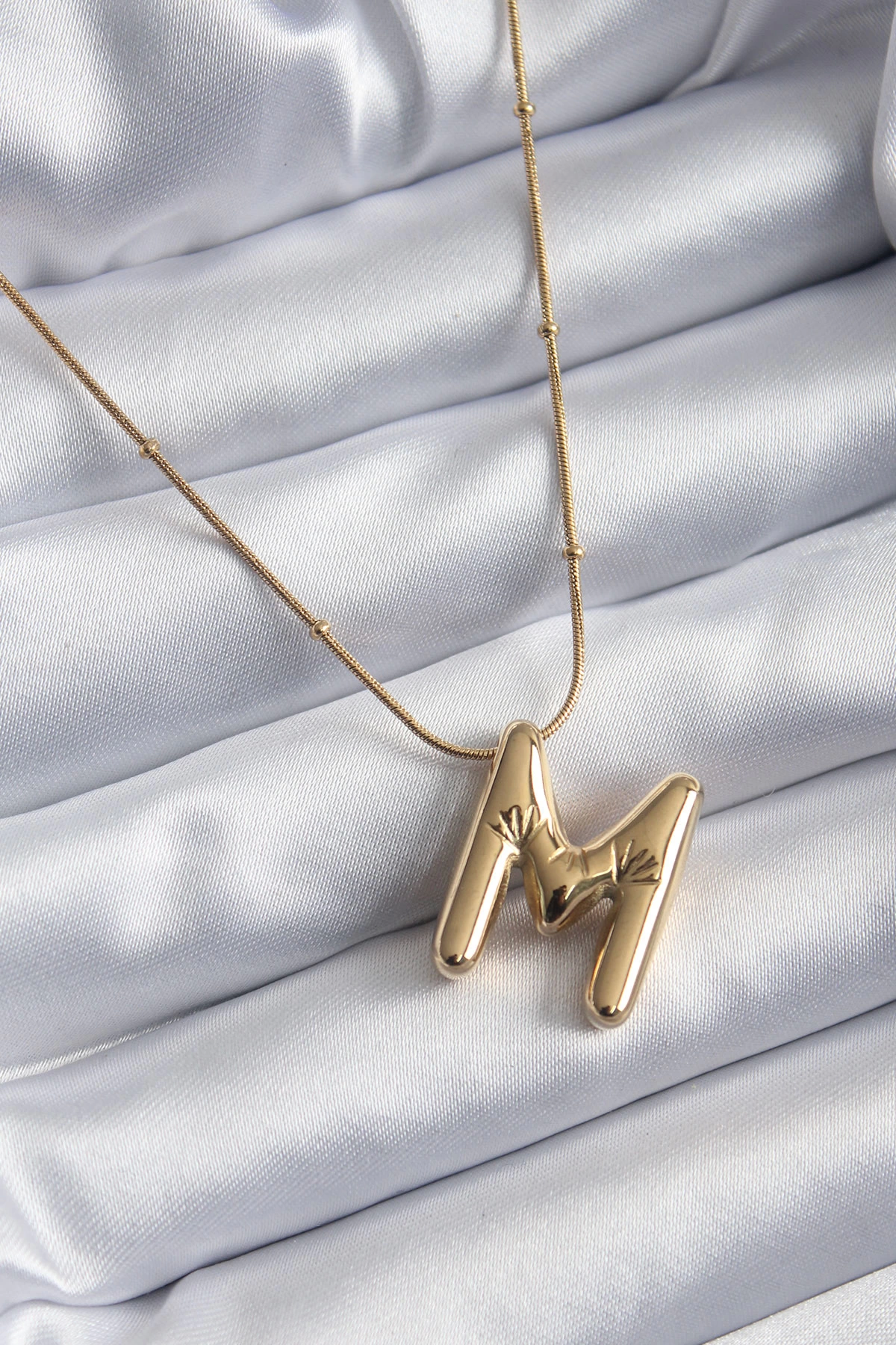 BFS 316L Çelik Gold Renk Bubble "M" Harf Model Kadın Kolye