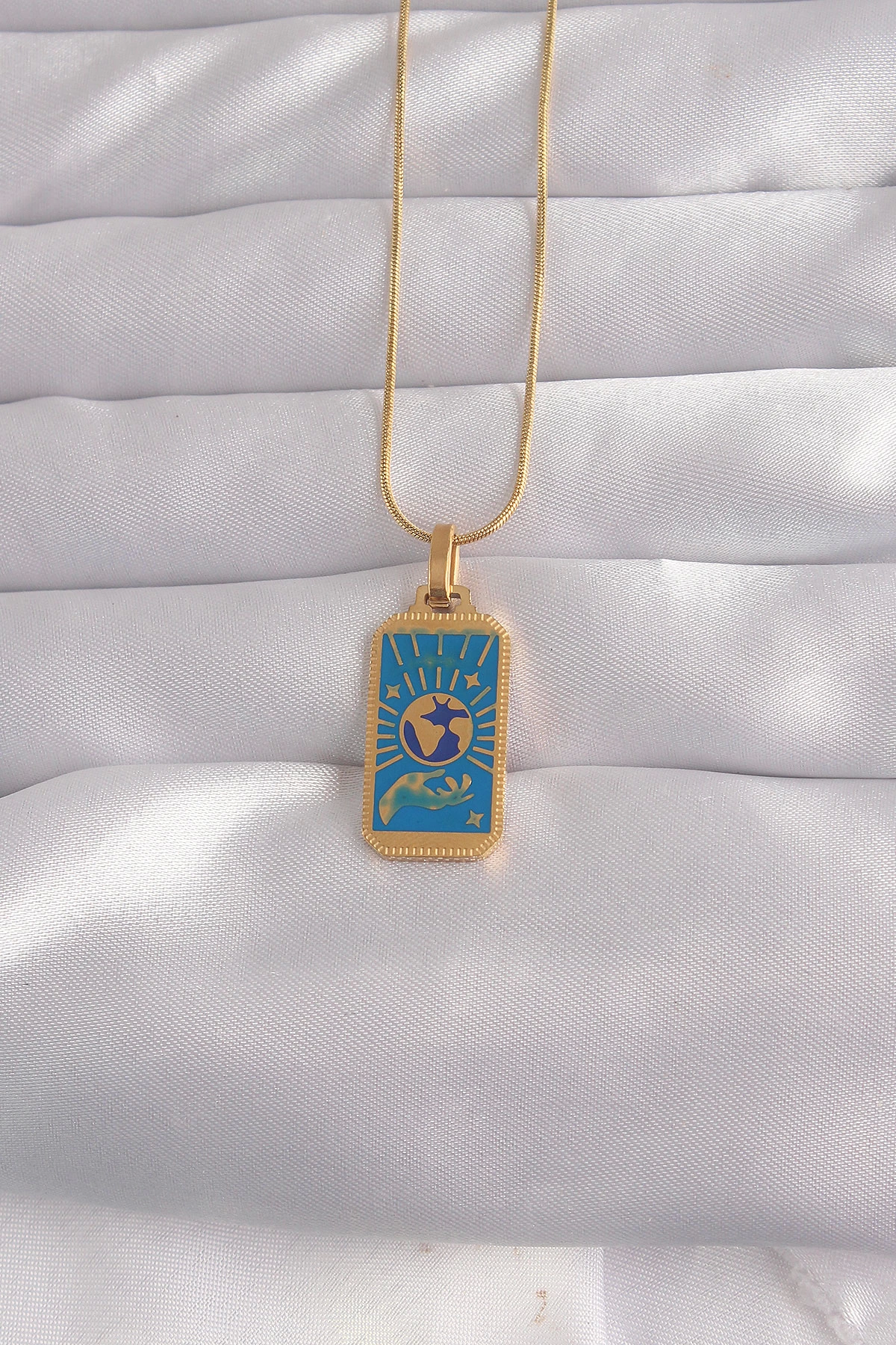 BFS 316L Çelik Gold Renk Mavi Mineli El Figür Tarot Kolye