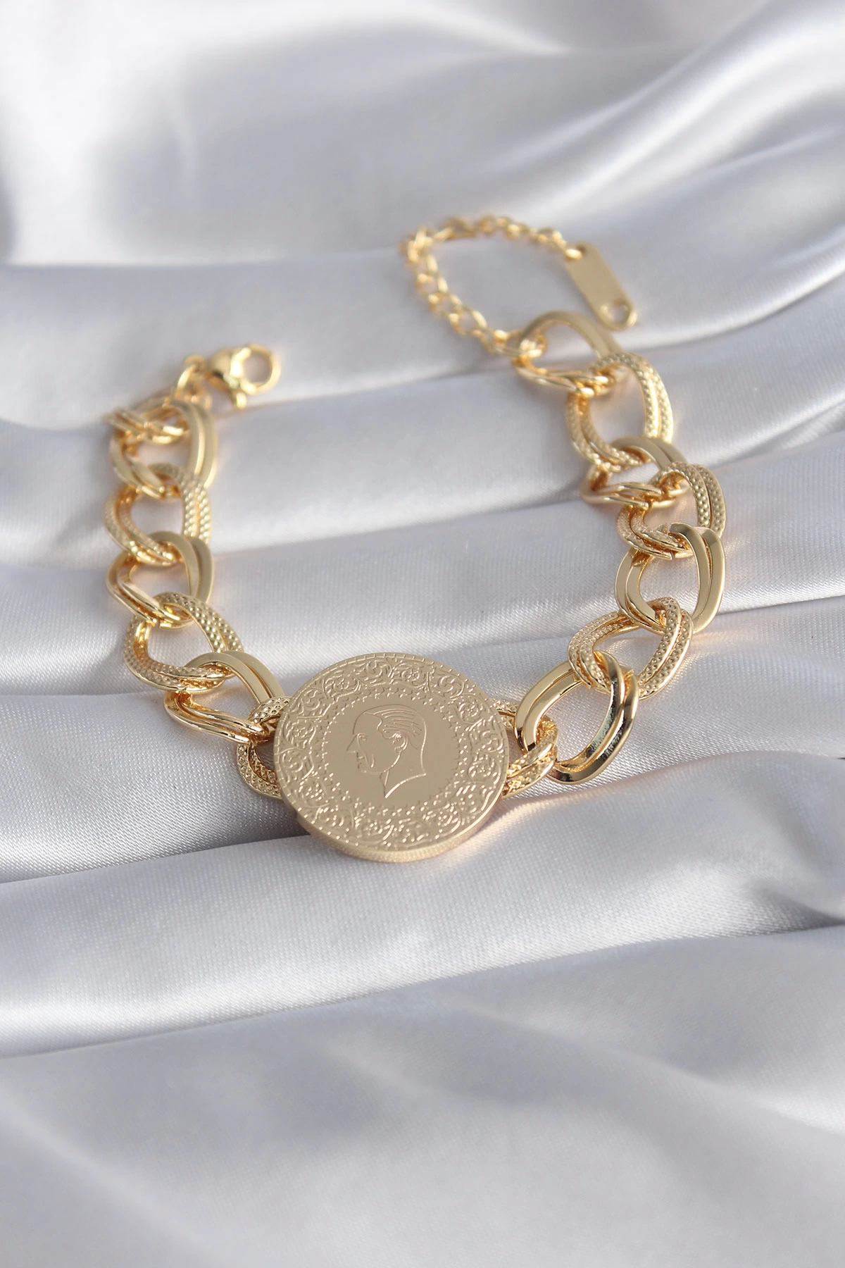 BFS 316L Çelik Gold Renk Tam Altın Model Samanyolu Kadın Bileklik