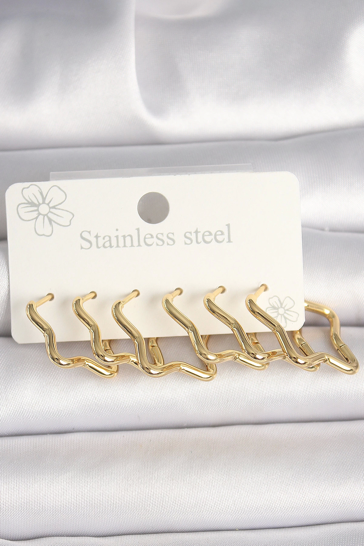 BFS 316L Çelik Gold Renk Yıldız Model Kadın Küpe Seti