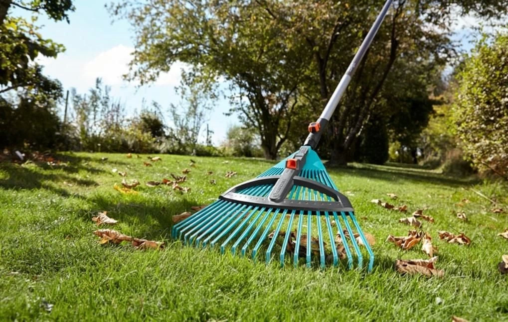 BFS Gardena 3099-20 Combisystem Plastik Ayarlanabilir Tırmık
