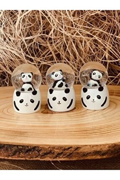 BFS Küçük Boy Panda Kar Küresi Işıklı 6.5 Cm
