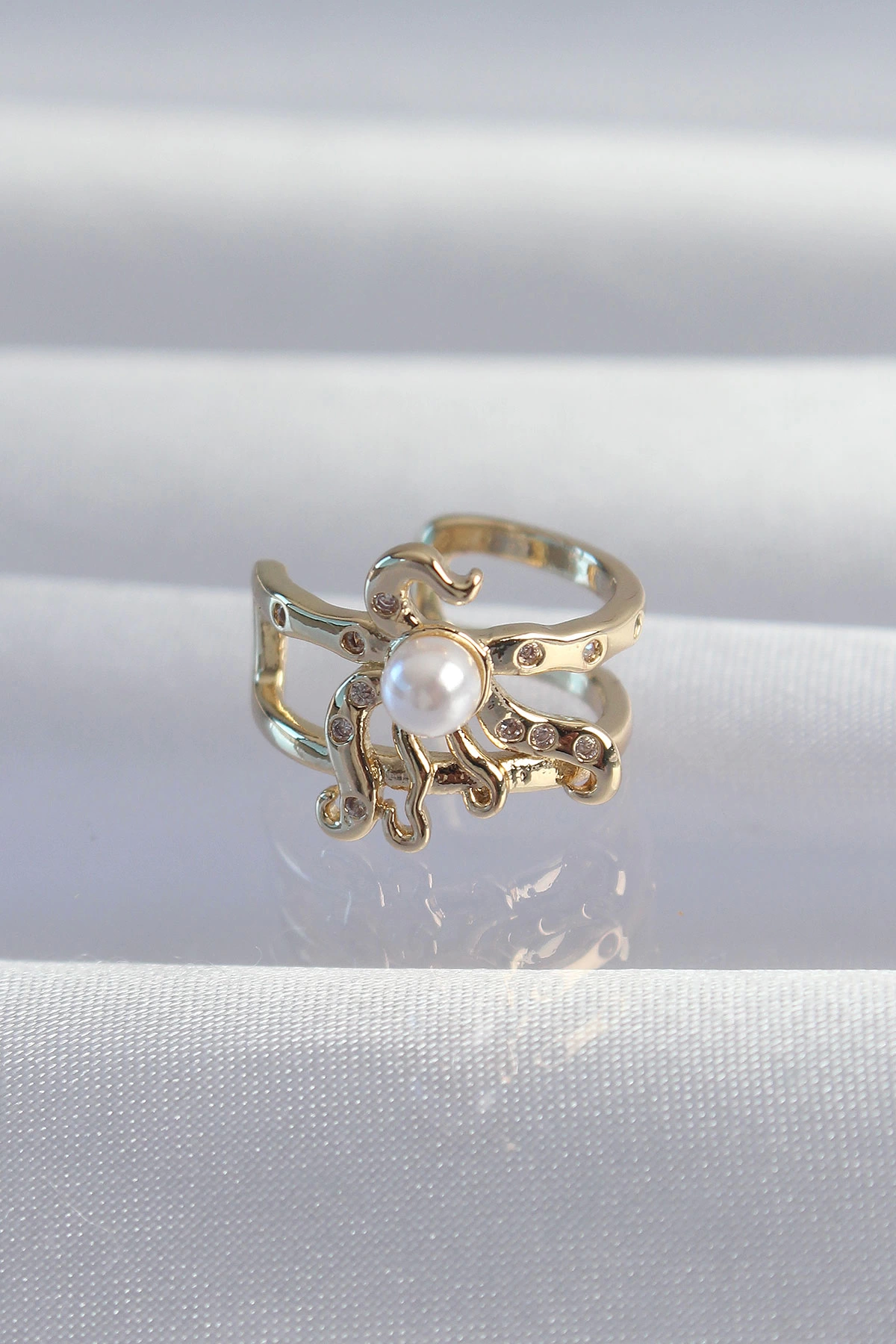 BFS Pirinç Gold Renk İncili Ahtapot Earcuff Küpe