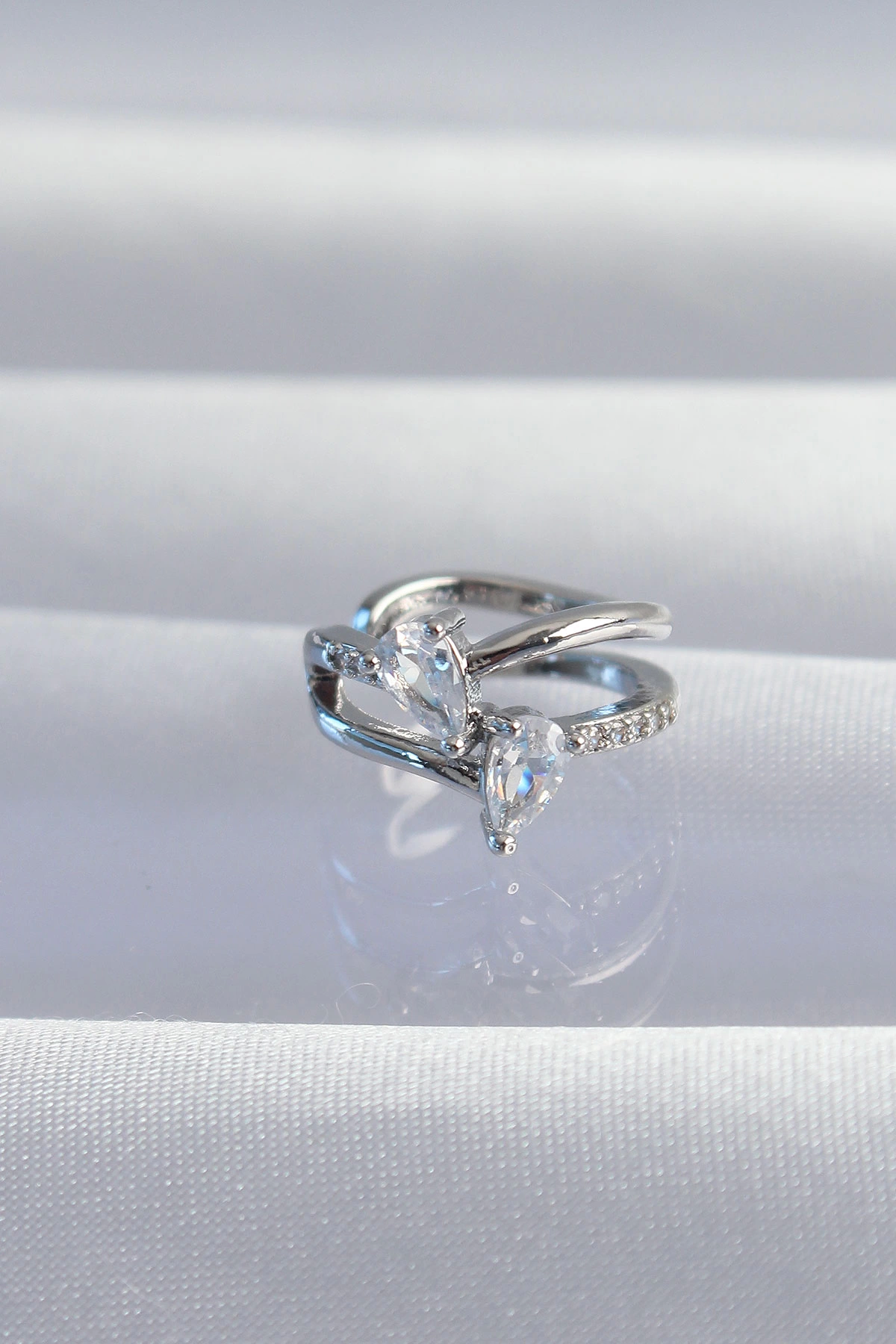 BFS Pirinç Gümüş Renk Zirkon Taşlı Damla Earcuff Küpe