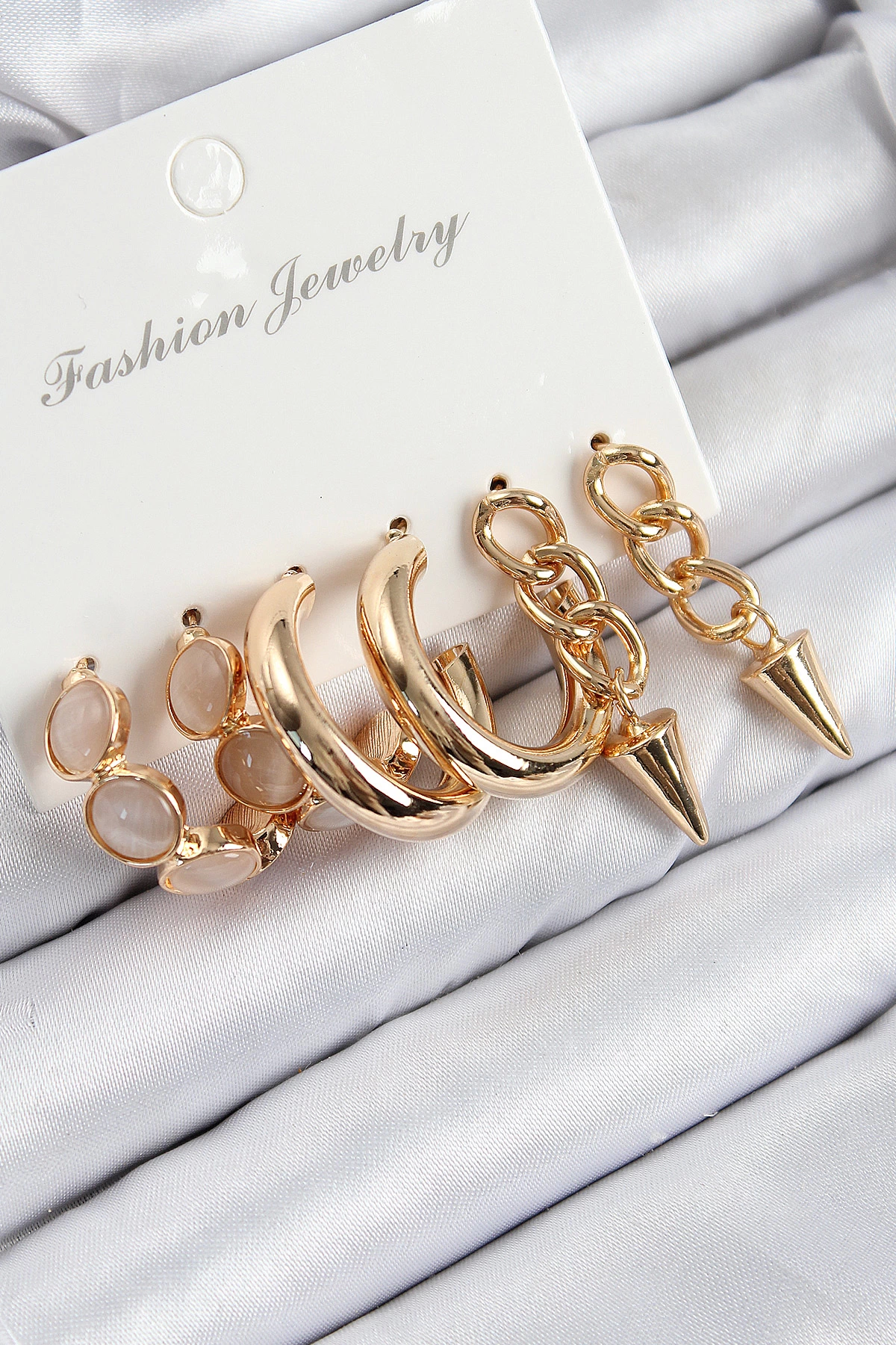 BFS Pirinç Halka Ve Zincir Model Gold Renk Kadın Set Küpe