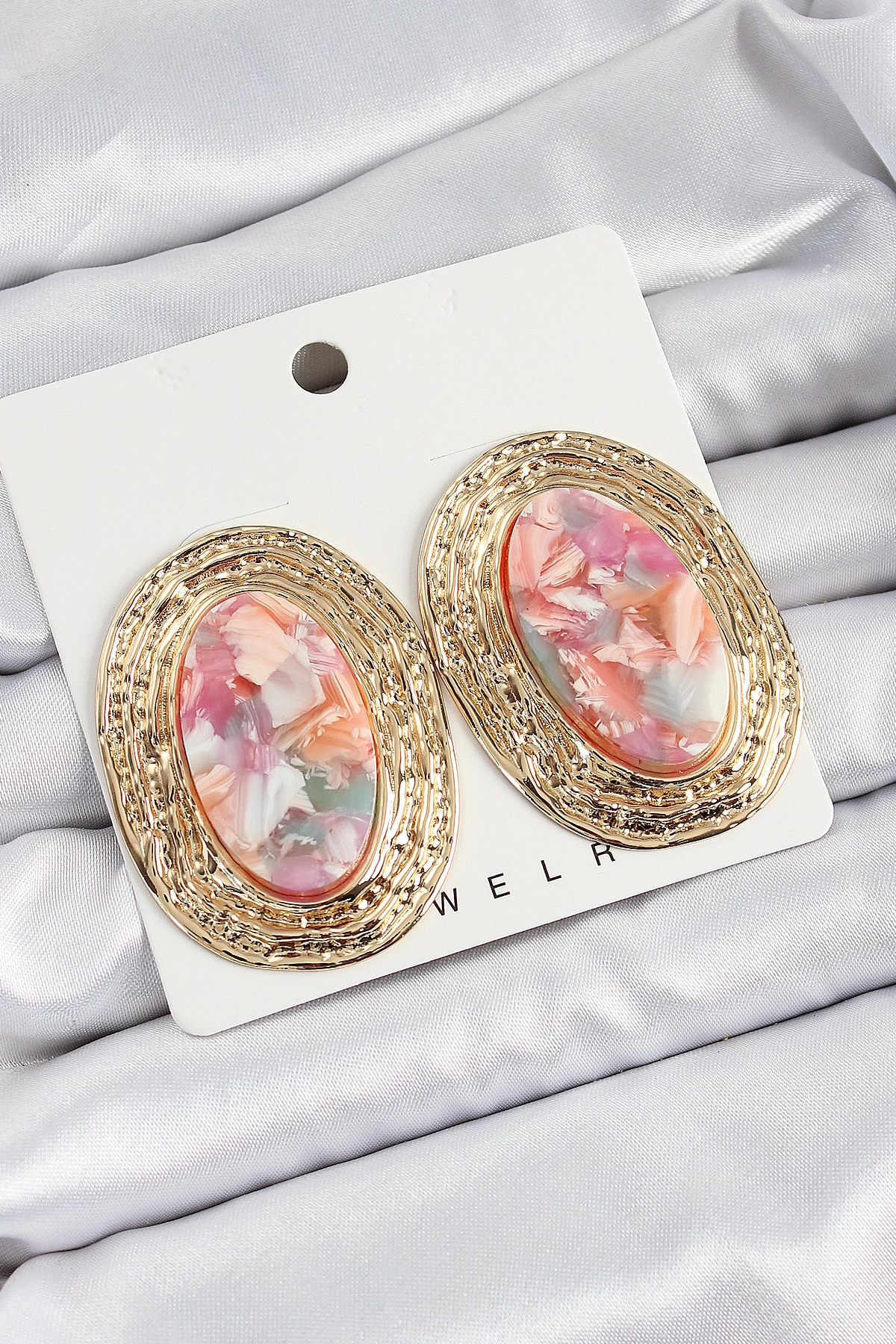 BFS Pirinç Mermer Desenlli Pembe Sedef Oval Vintage Model Gold Renk Kadın Küpe