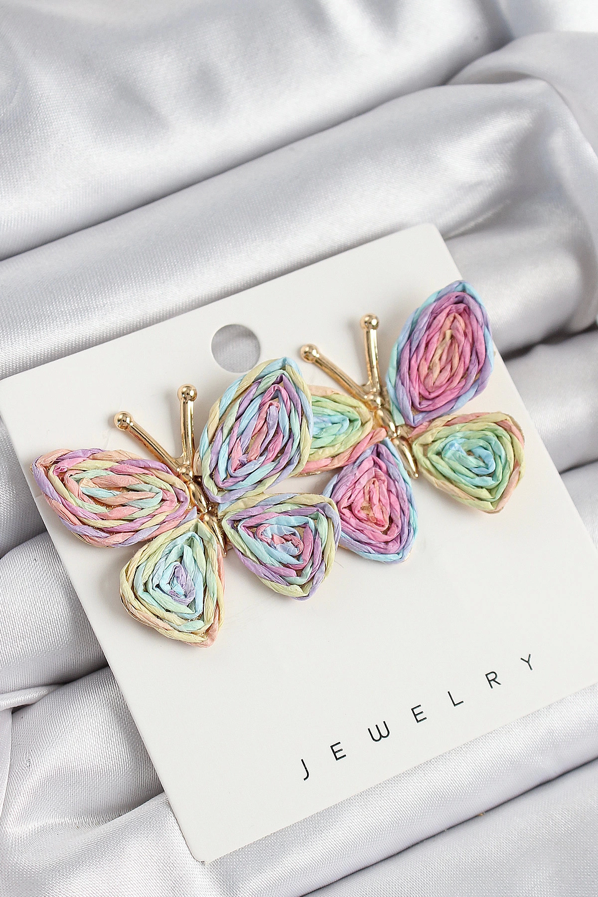 BFS Pirinç Rainbow Kelebek Model Gold Renk Kadın Hasır Küpe