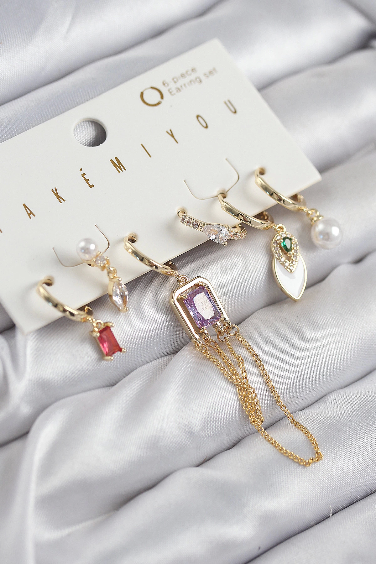 BFS Pirinç Zirkon Taşlı Sallantılı Ve İncili Gold Renk 6'lı Küpe Set