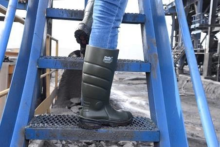 BFS Pollyboot Vega 43 Numara Çelik Burunlu Çizme Poliüratan BFS Pollyboot Vega 43 Numara Çelik Burunlu Çizme Poliüratan