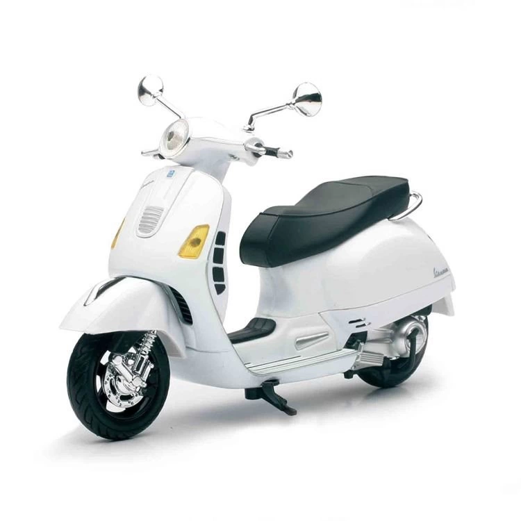 BFS Sunman 1:12 Vespa GTS 300 Super BFS Sunman 1:12 Vespa GTS 300 Super