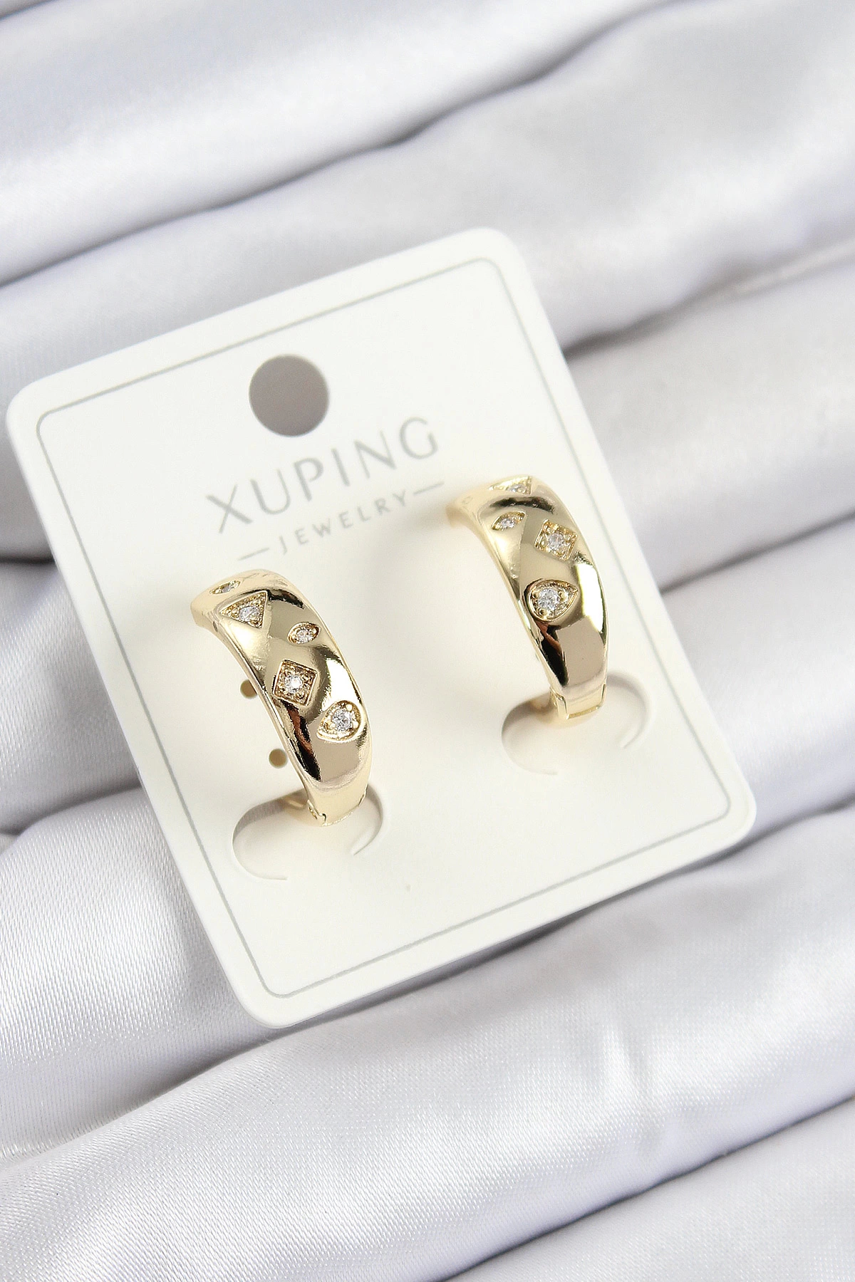 BFS Xuping Zirkon Taşlı Halka Model Gold Renk Kadın Küpe