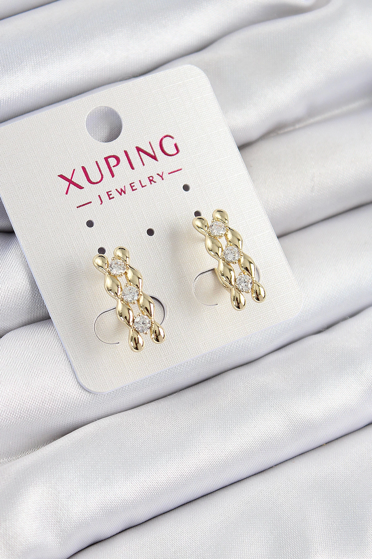 BFS Xuping Zirkon Taşlı Sıralı Damla Model Gold Renk Kadın Küpe