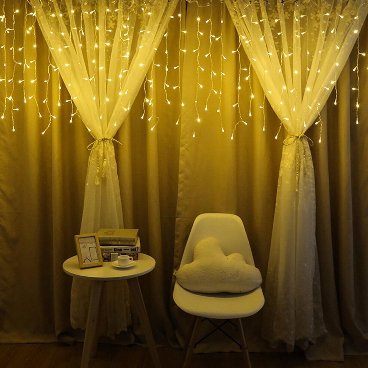 8 Fonksiyonlu 16 Saçaklı Perde Led 3 x 1 (Günışığı) (5271)