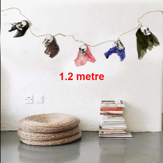 İp Üzeri 5 Adet Kuru Kafa Asmalı Süs 1.2 Metre (5271)
