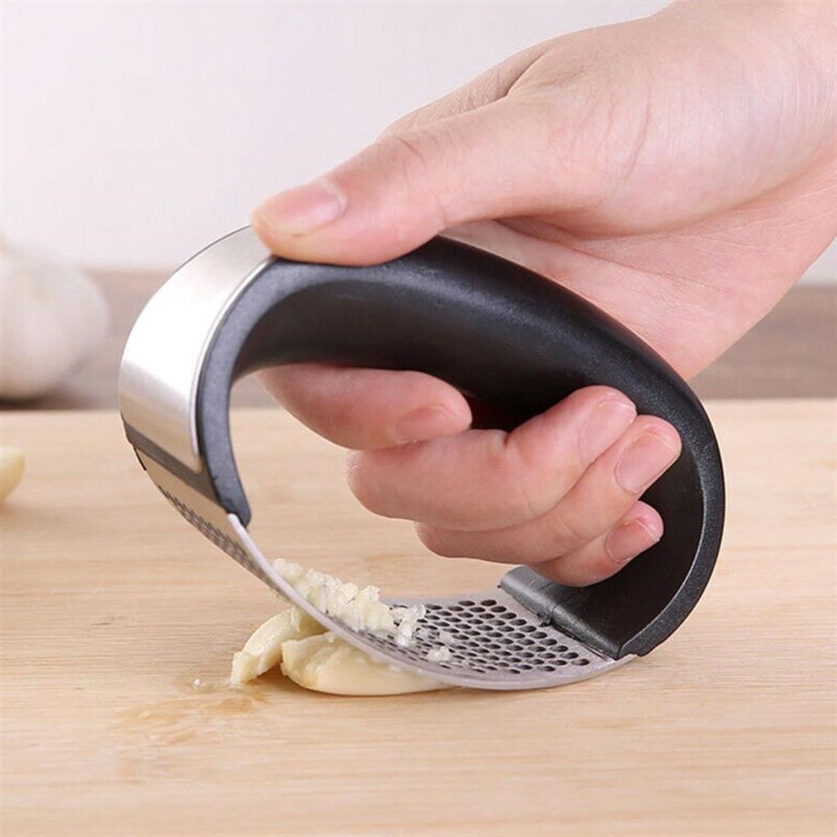 Yeni Sarımsak Ezici Paslanmaz Çelik Garlic Press (5271) Yeni Sarımsak Ezici Paslanmaz Çelik Garlic Press (5271)