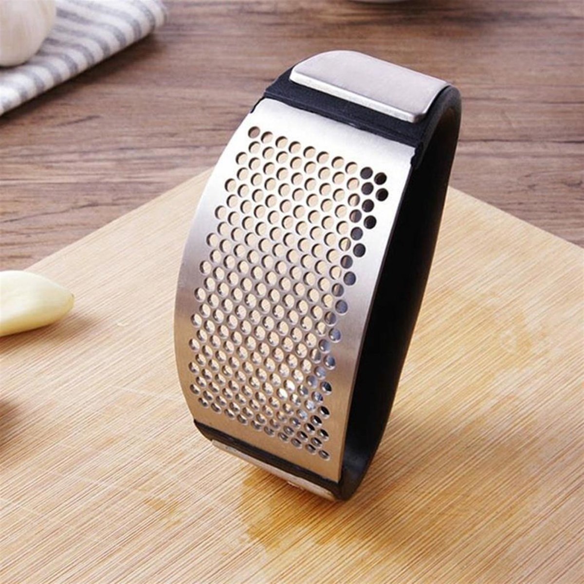 Yeni Sarımsak Ezici Paslanmaz Çelik Garlic Press (5271) Yeni Sarımsak Ezici Paslanmaz Çelik Garlic Press (5271)