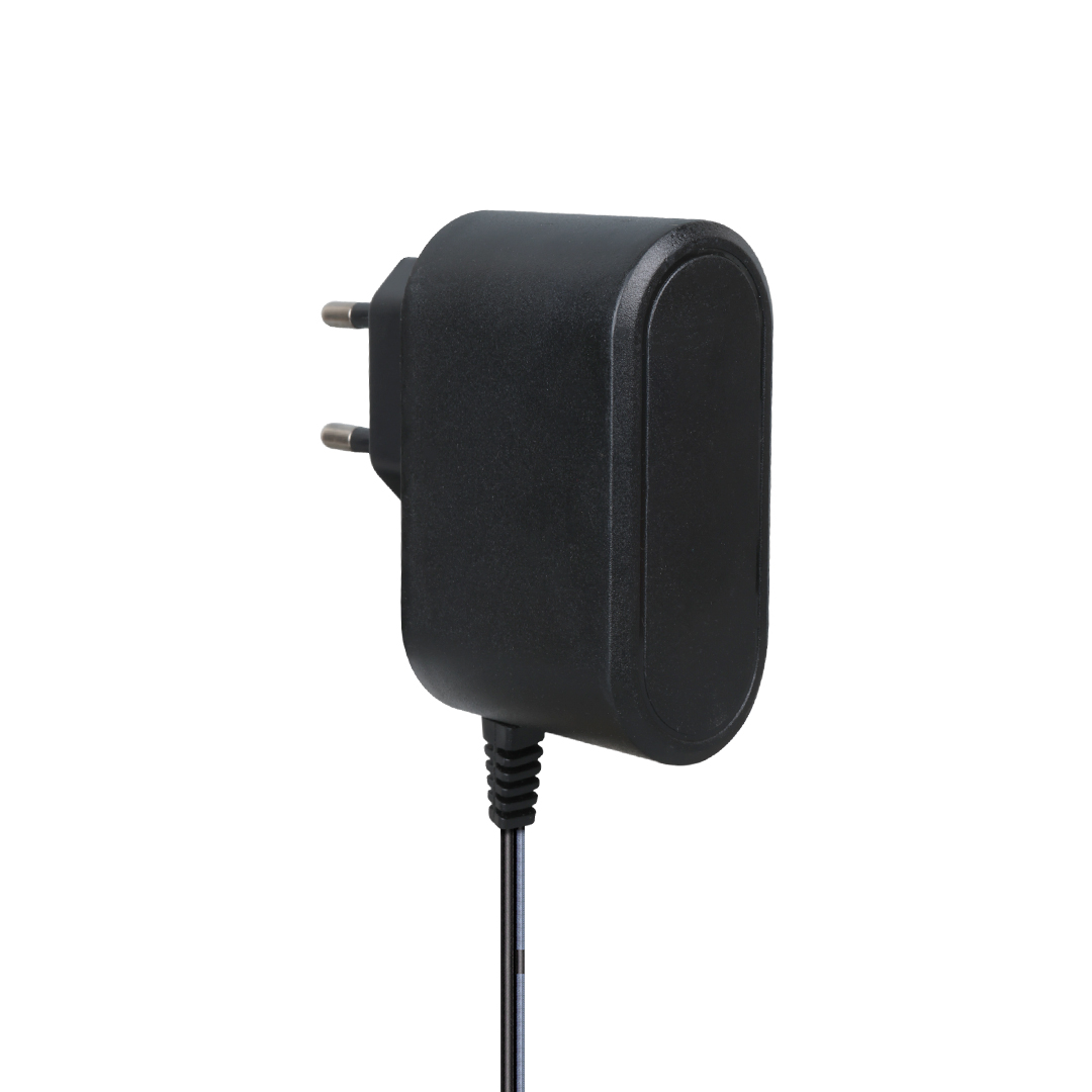 5 VOLT - 2 AMPER 2.5*0.7 İNCE UÇ YERLİ ÜRETİM PRİZ TİPİ TABLET PC ADAPTÖRÜ (5271)