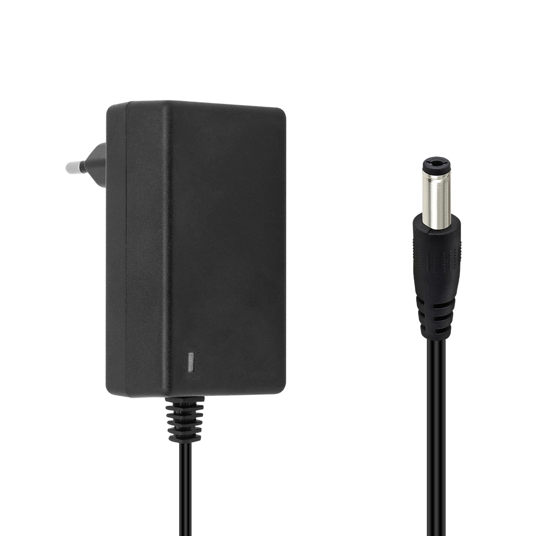 7.2 VOLT - 1 AMPER 5.5*2.5 UÇLU KIRMIZI YEŞİL LEDLİ YERLİ ÜRETİM PRİZ TİPİ ŞARJ ADAPTÖR (OUT:6V-1A) (5271)