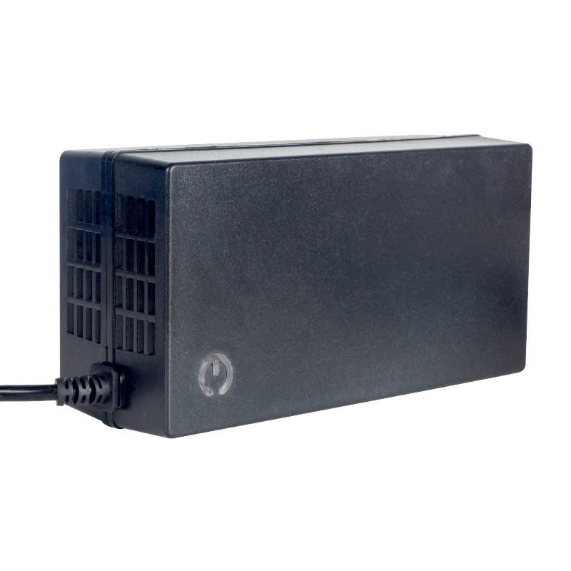72 VOLT - 20 AMPER ELEKTRİKLİ BİSİKLET ŞARJ CİHAZI (5271) 72 VOLT - 20 AMPER ELEKTRİKLİ BİSİKLET ŞARJ CİHAZI (5271)