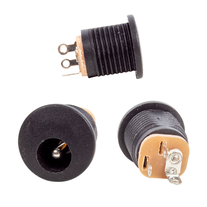ADAPTÖR FİŞİ YUVARLAK SOMUNLU ŞASE 2.1MM  (IC-257) (5271)