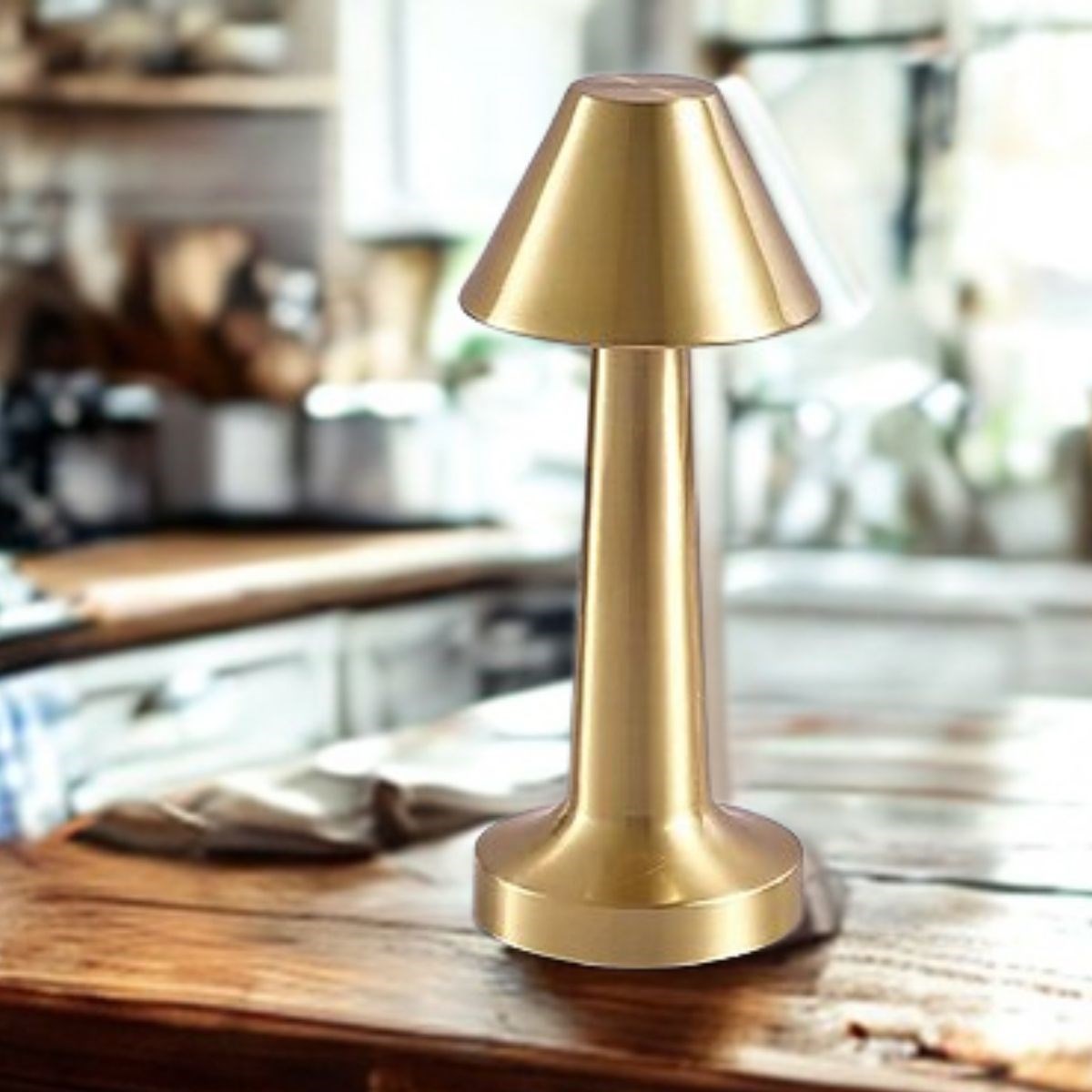 Çatı Model Gold Renk Şarjlı Dokunmatik 3 Renkli LED Masa Lambası (5271) Çatı Model Gold Renk Şarjlı Dokunmatik 3 Renkli LED Masa Lambası (5271)