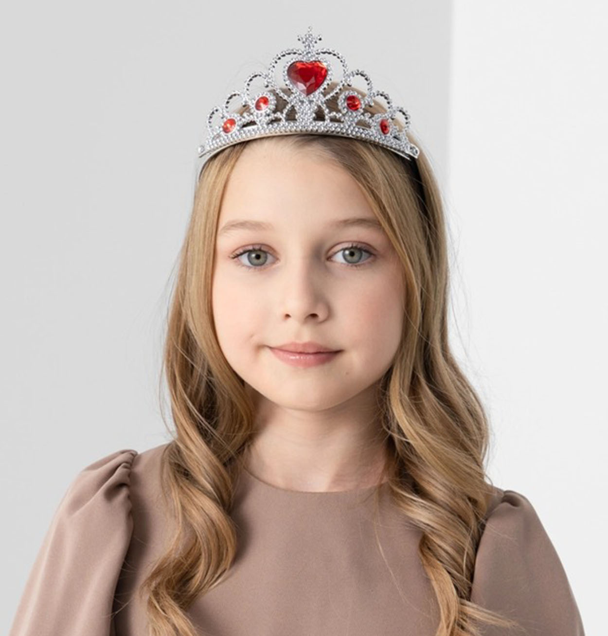 Kalp Taşlı Kırmızı Renk Karlar Ülkesi Elsa Anna Frozen Tacı (5271)