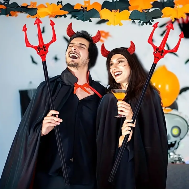 Kırmızı Renk Halloween Cadılar Bayramı Çatal 107 cm (5271) Kırmızı Renk Halloween Cadılar Bayramı Çatal 107 cm (5271)