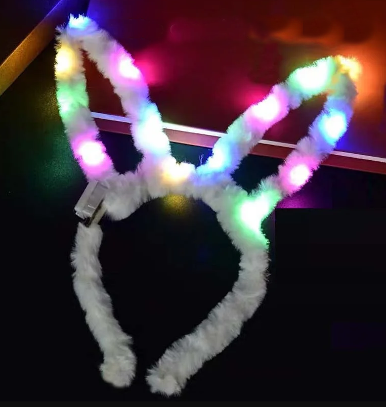 Led Işıklı Peluş Pofuduk Tavşan Kulak Tavşan Taç Beyaz 17X23 cm (5271)