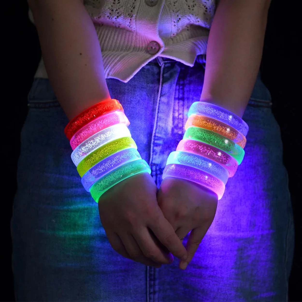 Pembe Led Işıklı Baskı Yapılabilen Pilli Bileklik Bilezik 1,5 cm Genişlik (5271)