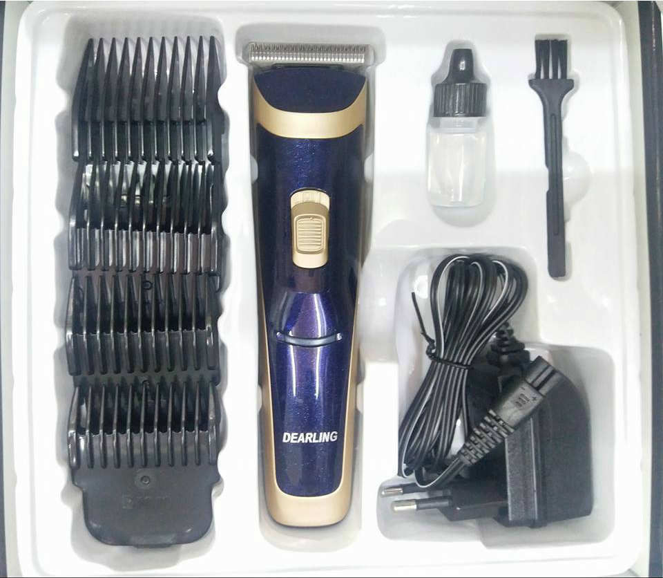 Profesyonel Şarjlı Saç Sakal Tıraş Makinesi RF - 650 (5271) Profesyonel Şarjlı Saç Sakal Tıraş Makinesi RF - 650 (5271)