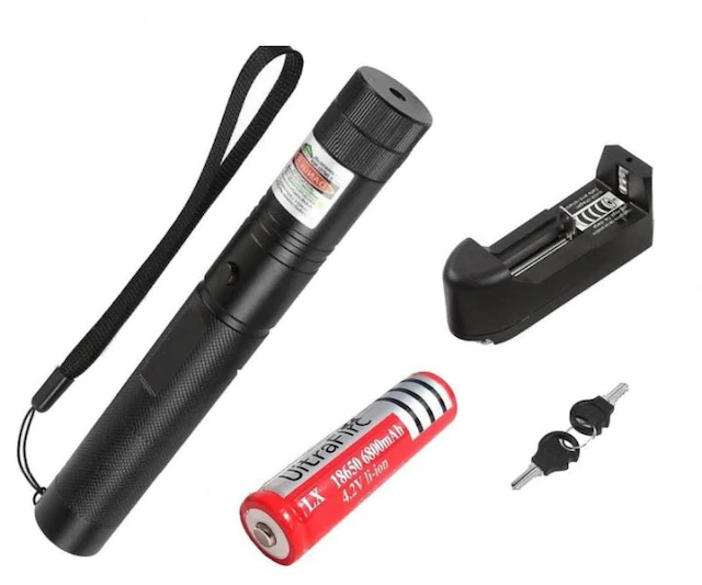 Şarjlı Yeşil Lazer Yakıcı Pointer 15 Km lazer 1000 mv (5271) Şarjlı Yeşil Lazer Yakıcı Pointer 15 Km lazer 1000 mv (5271)