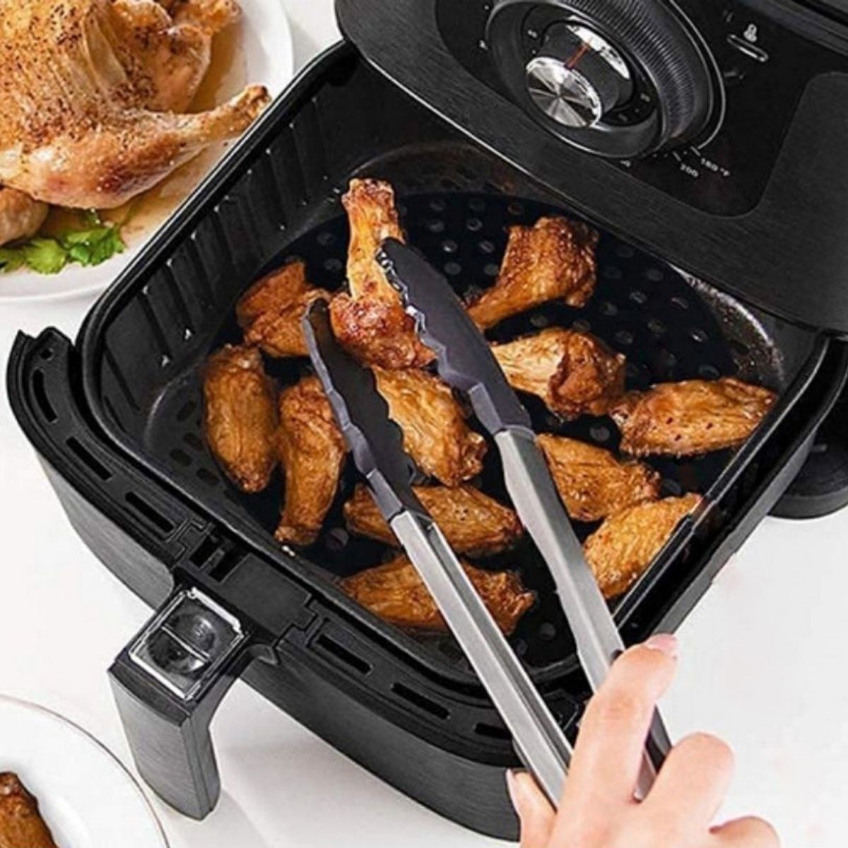 Siyah Isıya Dayanıklı Yıkanılabilir Silikon Fırın Ve Airfryer Kare Model Pişirme Matı 21,5 Cm (5271)