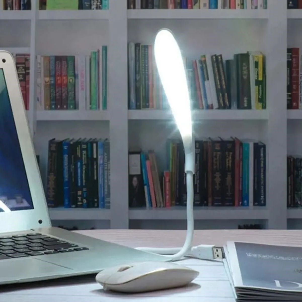 USB Girişli 14 Ledli 3 Kademeli Dokunmatik Masa/Kitap Okuma Lambası Ledi Beyaz (5271)