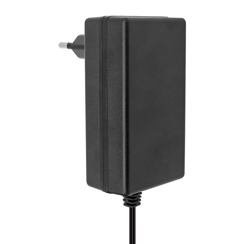 12 VOLT - 3.2 AMPER - 38 WATT 5.5*2.5 UÇLU PLASTİK KASA PRİZ TİP ADAPTÖR KUTULU YERLİ ÜRETİM (5271)