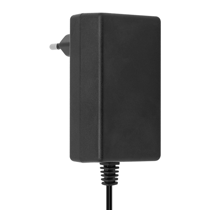 12 VOLT - 3 AMPER - 36 WATT 5.5*2.5 UÇLU PLASTİK KASA PRİZ TİP ADAPTÖR KUTULU YERLİ ÜRETİM (5271)