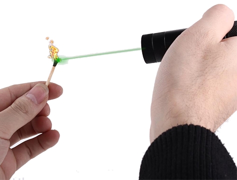 Yeşil Şarjlı Lazer Pointer 1000mw (Yakıcı) (5271) Yeşil Şarjlı Lazer Pointer 1000mw (Yakıcı) (5271)